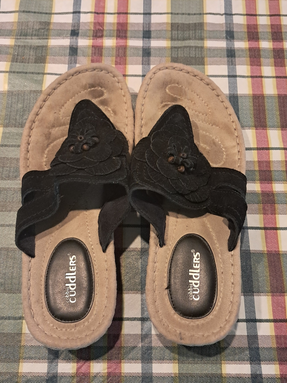 cobbie cuddlers Black Floral Suede Slide Sandals Women's Size 8